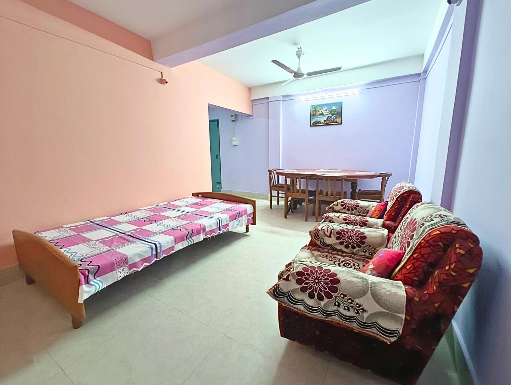 Jorhāt Taj Residency Holiday Homestay -Entire 1Bhk & 2Bhk Private Apartments -Call 767Ooo54Oo מראה חיצוני תמונה