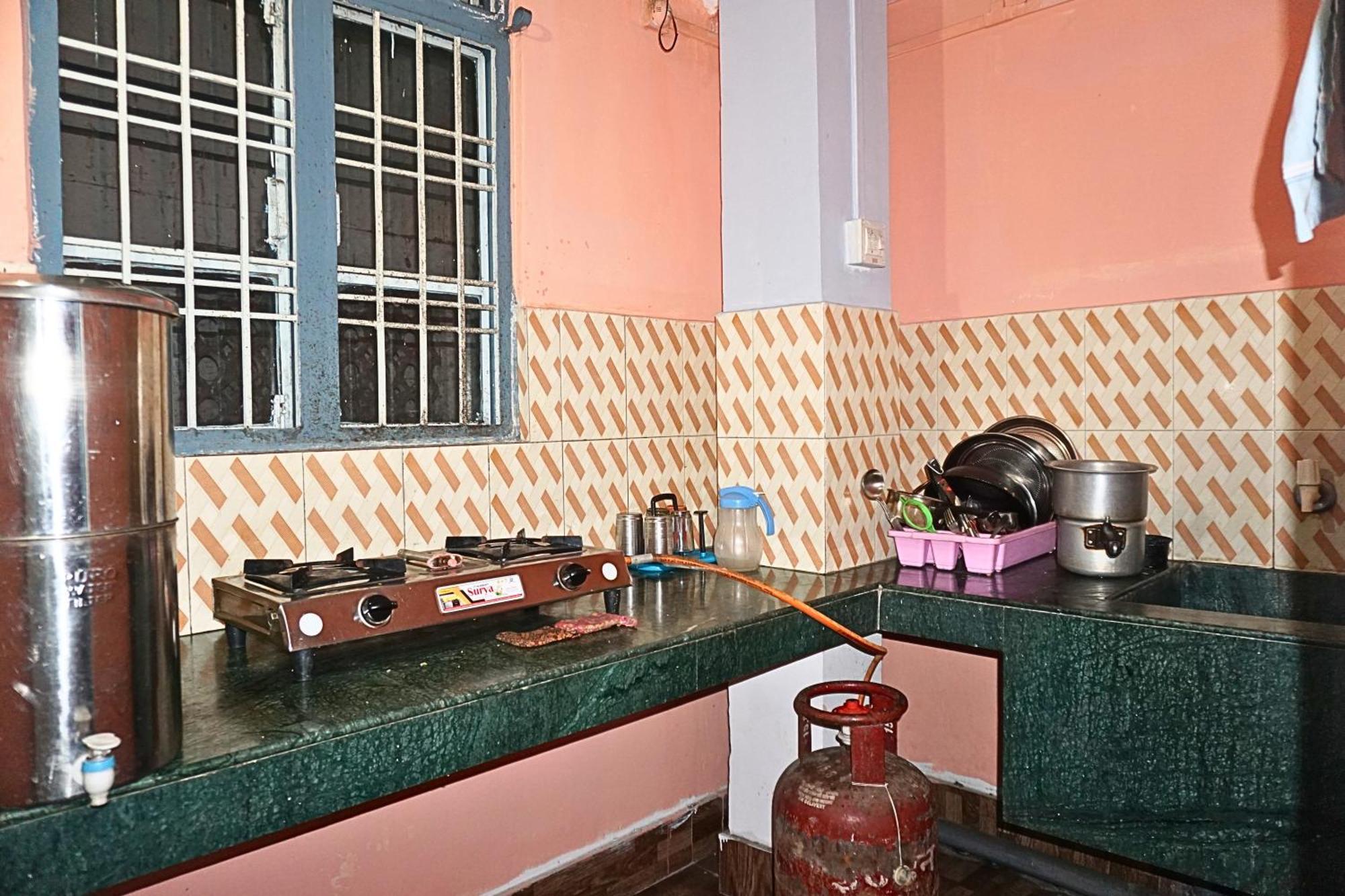 Jorhāt Taj Residency Holiday Homestay -Entire 1Bhk & 2Bhk Private Apartments -Call 767Ooo54Oo מראה חיצוני תמונה
