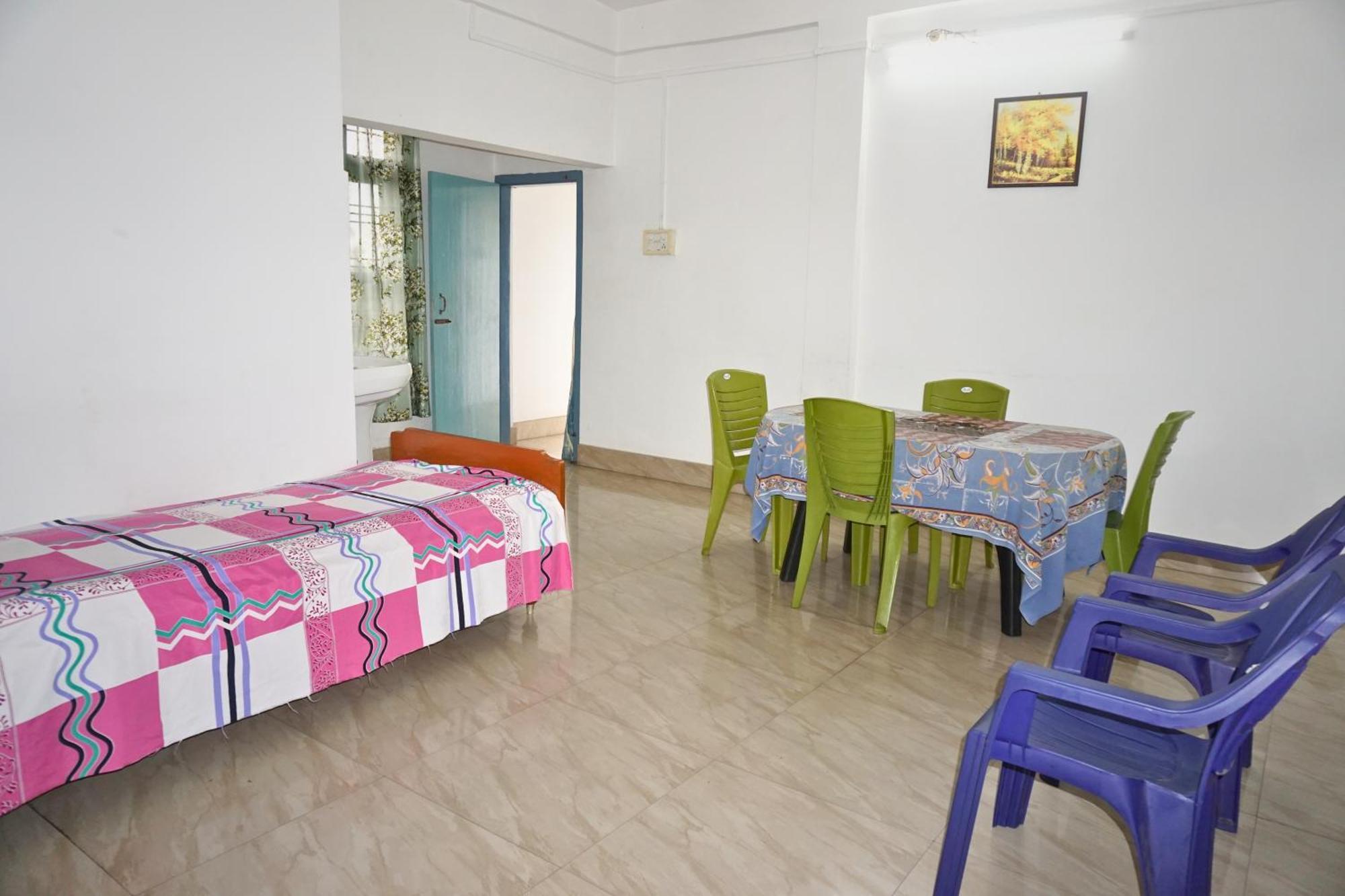 Jorhāt Taj Residency Holiday Homestay -Entire 1Bhk & 2Bhk Private Apartments -Call 767Ooo54Oo מראה חיצוני תמונה